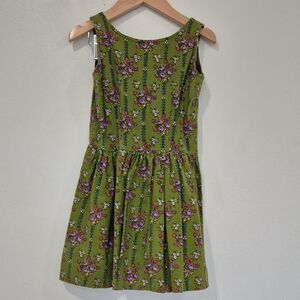 Handmade Retro Green Floral Sleeveless Dress